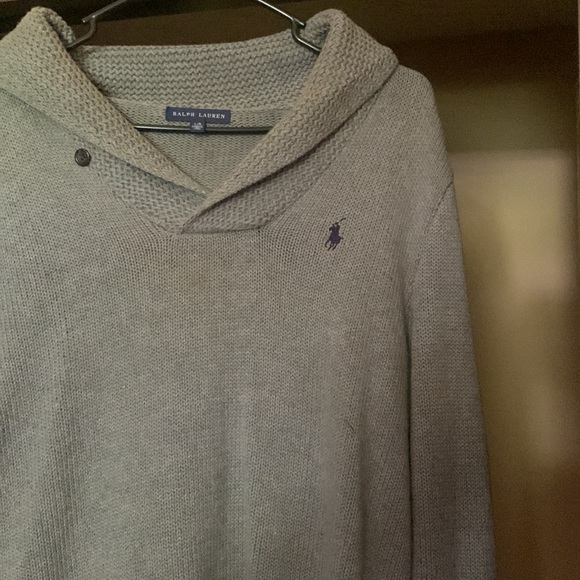 Sweater - Picture 2 of 3